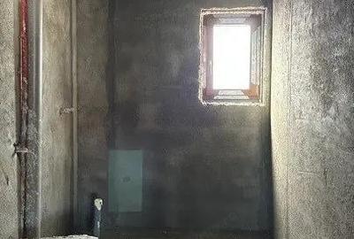 Casă cu 4 camere cu Teren 307 Mp în Ghiroda