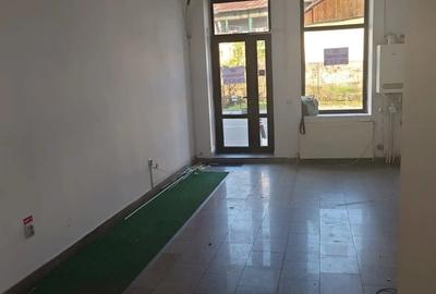 Spa?iu comercial de inchiriat - 3