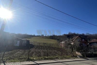 Teren de 5300 mp, în Centura - 3