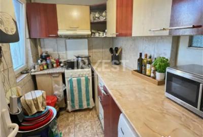 Apartament cu 2 camere decomandat în Podu Roș - 2