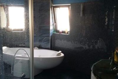 VILĂ DEOSEBITĂ PE MALUL LACULUI – MOGOȘOAIA | 1000 MP CURTE | PONTON 3 - 6