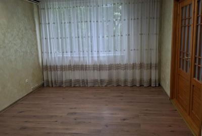 Apartament cu 3 camere decomandat în Sârbi - 7