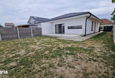 Casă cu 4 camere cu Teren 280 Mp în Ghiroda - 8