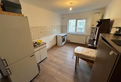 Apartament cu 3 camere decomandat, mobilat în Calea Moldovei - 1