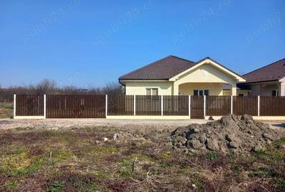 Casă cu 3 camere cu Teren 394 Mp în Beregsău Mare - 3