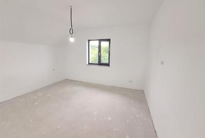 Casa noua P+M ,in Hemeius, aproape de Primarie, 413 mp  teren - 8
