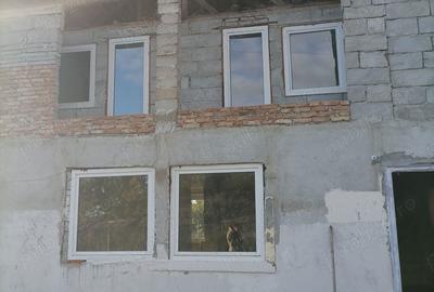 Casă cu 2 camere cu Teren 1440 Mp în Central - 17