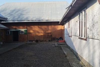 Casă cu 4 camere în Costișa - 6