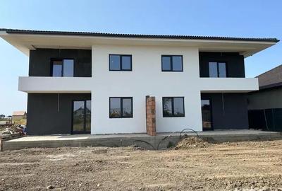 Casă cu Teren 250 Mp în Giarmata - 2