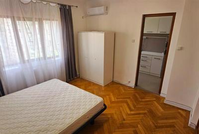 Apartament cu 4 camere semidecomandat, mobilat în Calea Călărașilor - 5