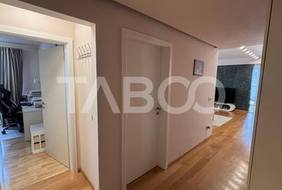 Penthouse cu 3 camere decomandat, mobilat în Lazaret - 17