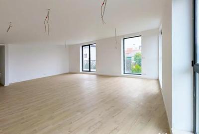 Apartament cu 4 camere decomandat în Vest - 2