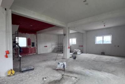 Hala/spatiu comercial de inchiriat , 240mp utili, Vicovu de - 4