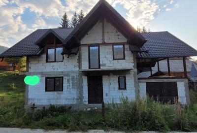 Casă cu 4 camere în Voroneț - 8