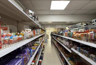 Spa?iu comercial parter bloc renovat 118 mp, Lapu?, zona - 5