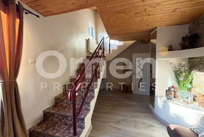 Casă individuală cu 6 camere cu Canalizare în Central - 6