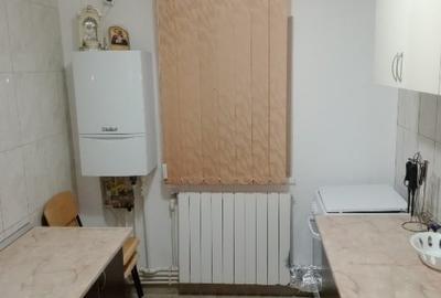 Închiriez apartament cu 2 Camere Micro 17 - 8