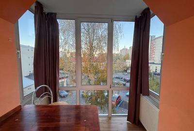 Apartament 3 camere, renovat,  mobilat-zona Astra - 9