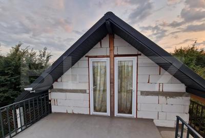 Casa de vanzare + teren 1000mp la doar 9 km de Bistrita. zon - 3