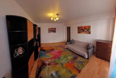 Apartament cu 2 camere decomandat în Central - 1