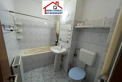 Apartament cu 2 camere semidecomandat în 9 Mai