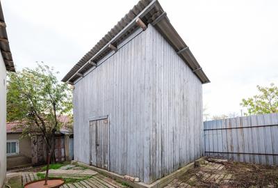 Gospodarie de vanzare in Tulucesti - 12