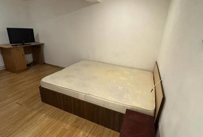 Garsonieră decomandată în Central - 5