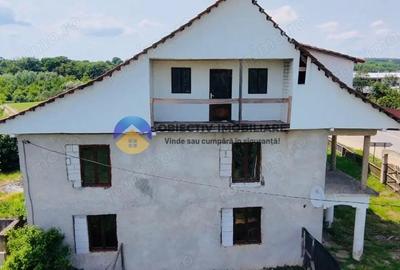 Casă cu 10 camere cu Teren 2600 Mp în Bozieni - 3