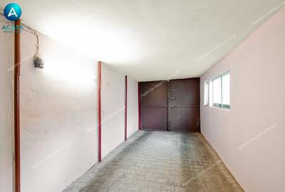 Casa situata in oras zona centrala cu teren de 310 mp - 10