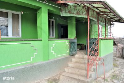 Casă cu 3 camere în Stârciu - 8
