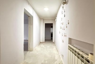 Apartament cu 4 camere decomandat în Calea Călărașilor - 2