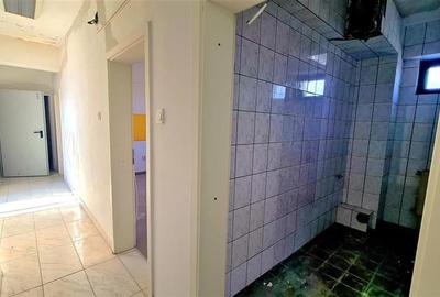 Spatii birouri / servicii  250 - 700 mp, zona Girocului - 5