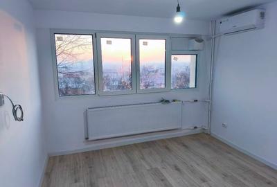 Direct proprietar – vând apartament 2 camere, 48 m², Str. Alunișului nr. 180, Se - 4