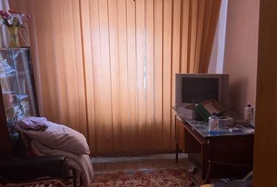 Apartament cu 3 camere decomandat în Sud - 5