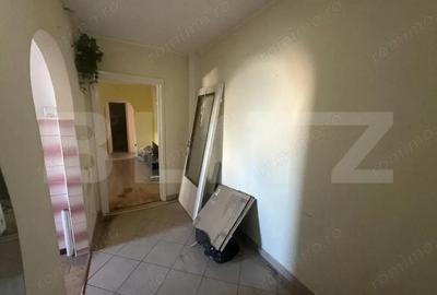 Apartament cu 3 camere decomandat în Micro 16 - 13