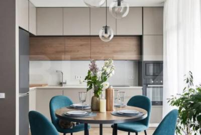 Apartament cu 3 camere decomandat în Tractorul - 1