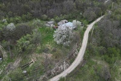 Casă cu 4 camere cu Teren 136 Mp în Drajna - 1