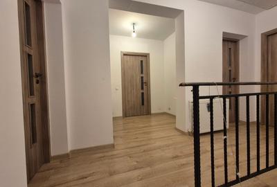 Duplex cu 5 camere cu Teren 244 Mp în Central - 8