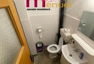 Apartament 3 camere,str.Victoriei, 77 mp Apartament 3 camere,str.Victoriei, 77 mp - 8