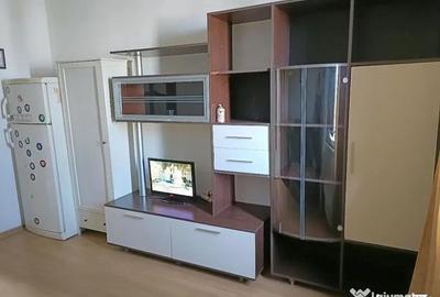 Garsonieră decomandată în Micro 40 - 4