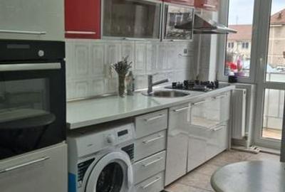 Apartament cu 2 camere decomandat în Dobreni - 5