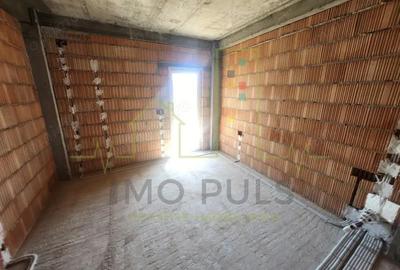 Apartament cu 3 camere semidecomandat în Girocului - 4