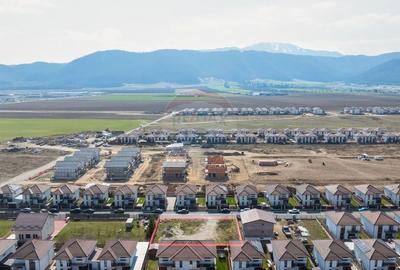 Teren Construcții intravilan de 775 mp, în Central - 9