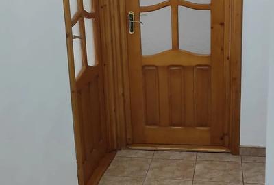 Inchiriez apartament 3 camere ,centrala proprie gaze,nemobilat - 4