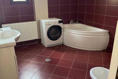 Casă cu 4 camere cu Teren 450 Mp în Central - 8