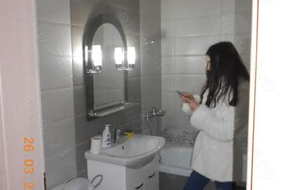 Apartament cu 3 camere decomandat în Central - 2