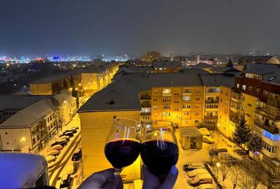 Apartament cu 3 camere decomandat în Central - 1