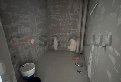 Etaj Intermediar, 2 balcoane, bloc 2025 - Sopor - 6