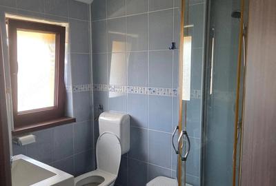 Casă cu Teren 1000 Mp în Central - 2
