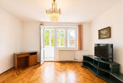 Apartament cu 4 camere decomandat în Central - 4